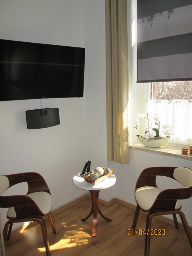 Zentrale-Ruhige Ferienwohnung 莱辛巴赫伊姆沃戈蒂 外观 照片